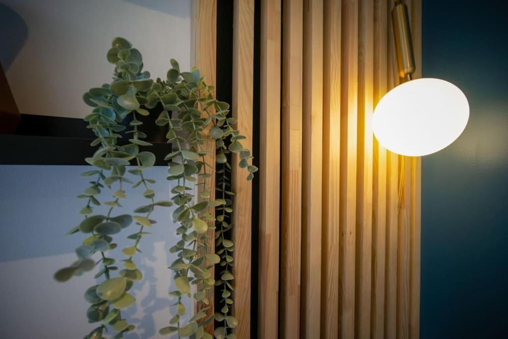 Air-Conditioned Apartment With Private Parking Marseilles Buitenkant foto